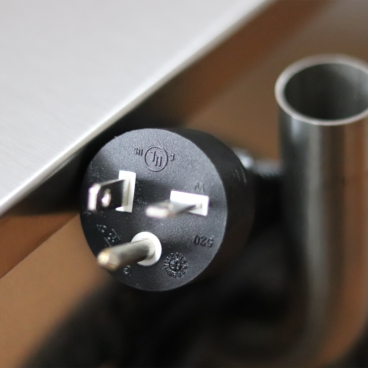 Horno De Convección Manual Eka 4 Rejillas 46x33cms 110v